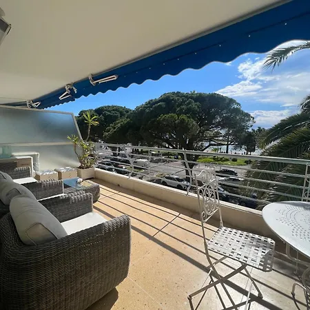 Sea View Croisette Апартаменты *